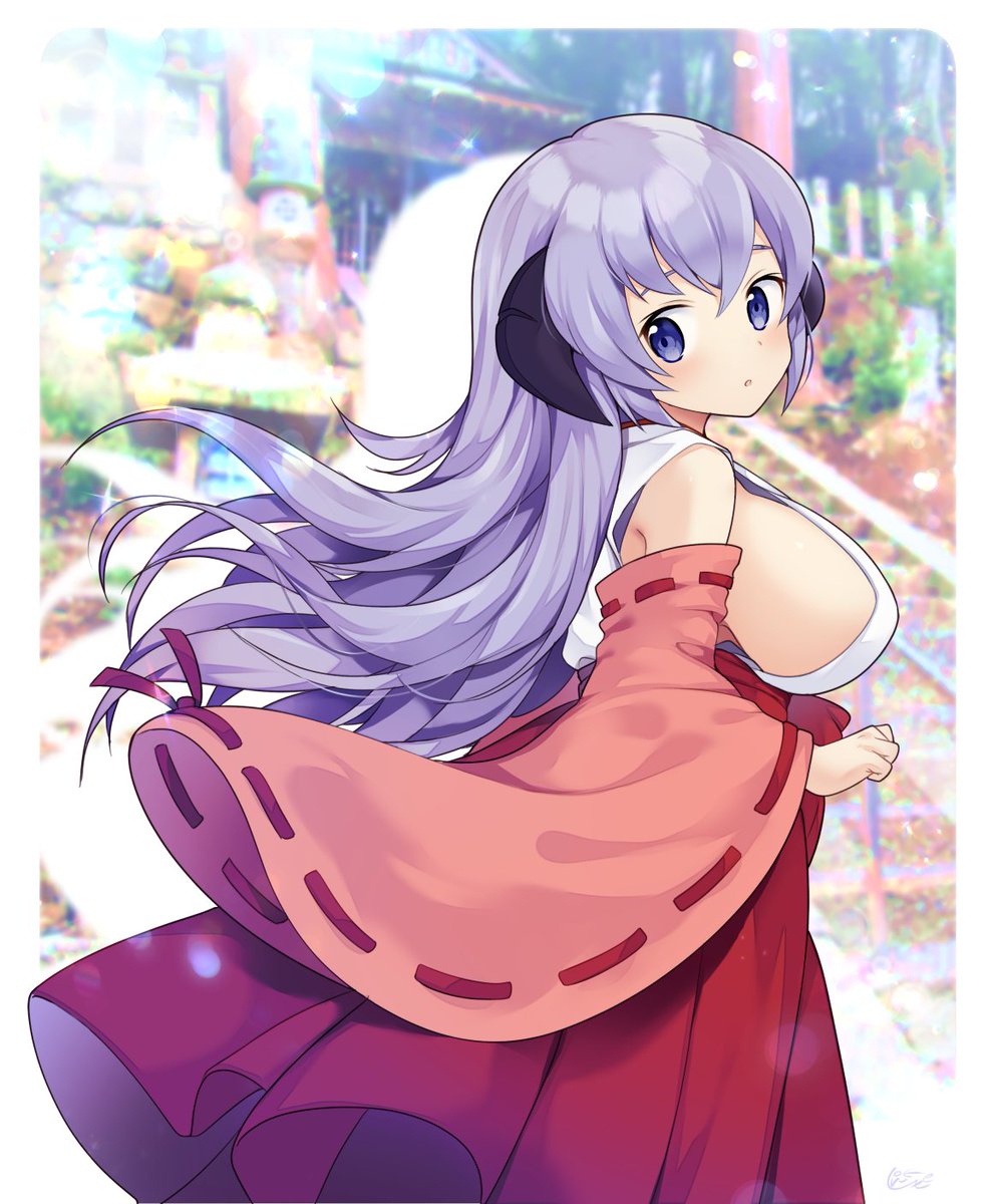 1girl, breasts, commentary_request, detached_sleeves, feet_out_of_frame, hakama, hanyuu, highres