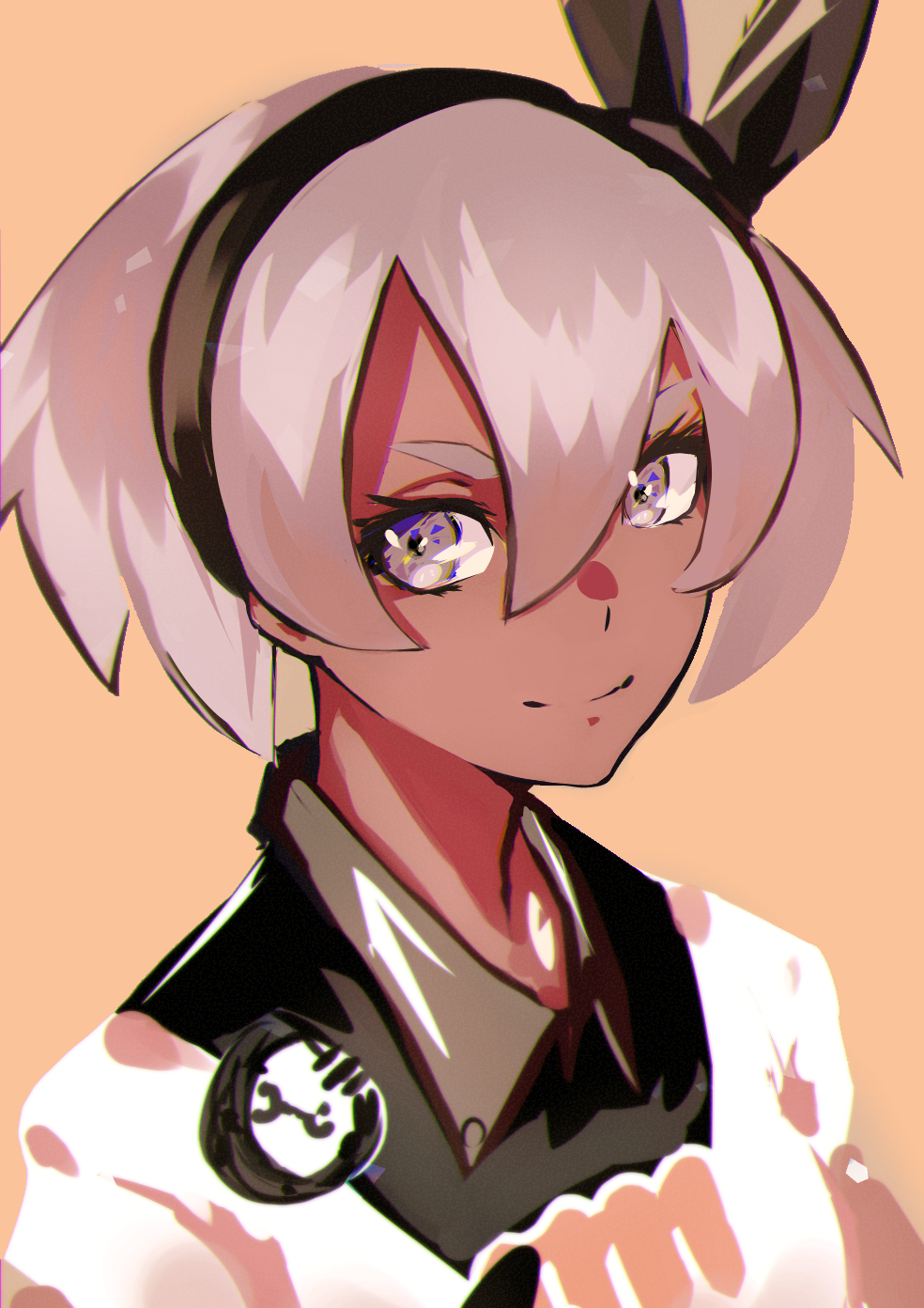 1girl, bangs, black_hairband, bow_hairband, closed_mouth, collared_shirt, commentary, dark_skin, eyelashes, grey_eyes, grey_hair, hair_between_eyes, hairband, highres, looking_at_viewer, mpka_yt, orange_background, pokemon, pokemon_(game), pokemon_swsh, print_shirt, saitou_(pokemon), shirt, smile, solo