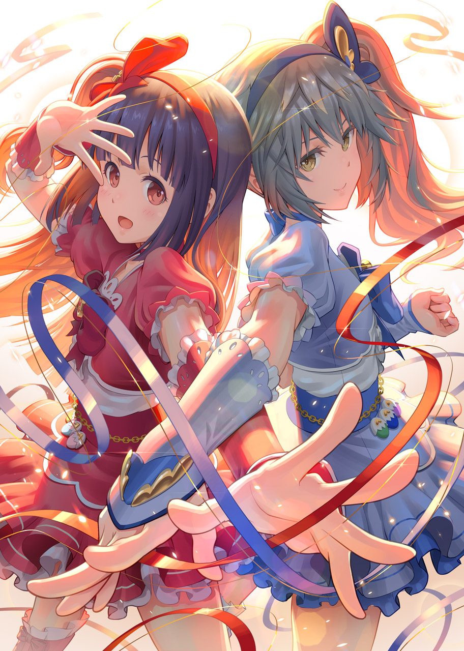 2girls, alice_gear_aegis, alternate_costume, alternate_hairstyle, bow_hairband, choker, closed_mouth, dress