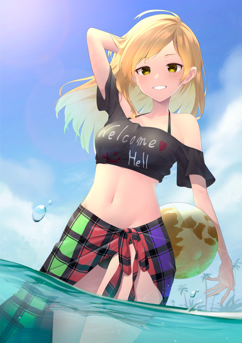 1girl, adapted_costume, arm_up, ball, bare_shoulders, beachball, bikini, black_bikini, black_shirt, blonde_hair, blue_sky, clothes_writing, clouds, day, floating_hair, grin, hecatia_lapislazuli, hecatia_lapislazuli_(moon), highres, kanpa_(campagne_9), long_hair, looking_at_viewer, midriff, navel, no_headwear, off-shoulder_shirt, off_shoulder, outdoors, palm_tree, sarong, shirt, short_sleeves, sky, smile, solo, standing, summer, swimsuit, touhou, tree, wading, yellow_eyes