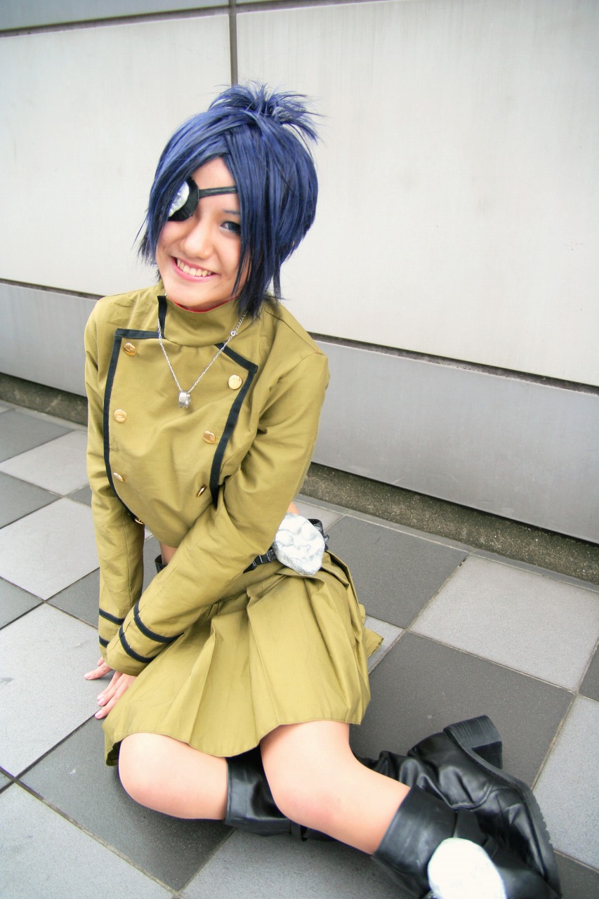 blue_hair, boots, chrome_dokuro, cosplay, eyepatch, isumi, kateikyoushi_hitman_reborn, midriff