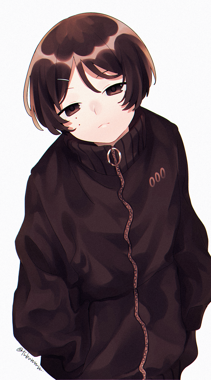 1boy, :<, bangs, brown_eyes, brown_hair, hair_ornament, hairclip, half-closed_eyes