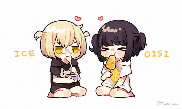 >_<, 2girls, animal_print, bird_hoodie_girl_(tsubaki_tsubara), black_hair, black_hoodie, blonde_hair, cat_hoodie_girl_(tsubaki_tsubara)