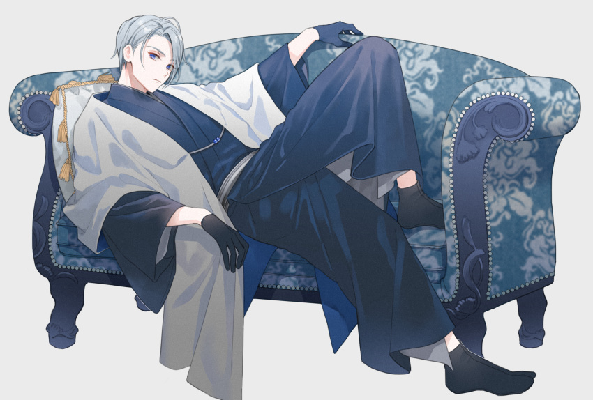 1boy, ajinori_kome, black_gloves, blue_eyes, couch, gloves, haori, highres, japanese_clothes, kimono, lying, male_focus, pillow, silver_hair, tabi, touken_ranbu, yamanbagiri_chougi, yukata