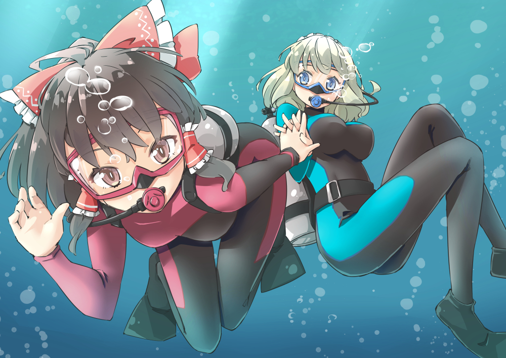 2girls, air_bubble, alice_margatroid, arnest, bangs, blonde_hair, blue_eyes, breasts, brown_eyes, brown_hair, bubble, diving_mask_on_eyes, diving_regulator, flippers, hair_tubes, hakurei_reimu, looking_at_viewer, medium_breasts, medium_hair, multiple_girls, scuba, scuba_gear, scuba_tank, short_hair, sidelocks, touhou, underwater, wetsuit