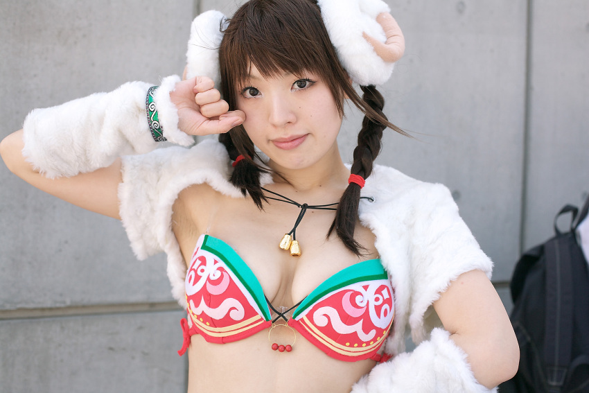 aigle, bell, bra, cosplay, photo, ram_horns, rayu, rumble_roses