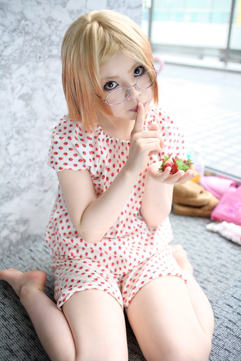 blonde_hair, cosplay, dress, glasses, ichigo_mashimaro, mamiya_tamaki, photo, sakuragi_matsuri