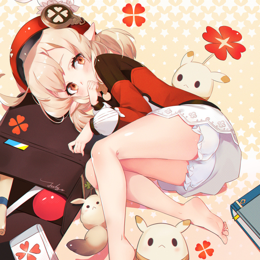 1girl, ass, bag, bangs, barefoot, bloomers, blush, brown_background