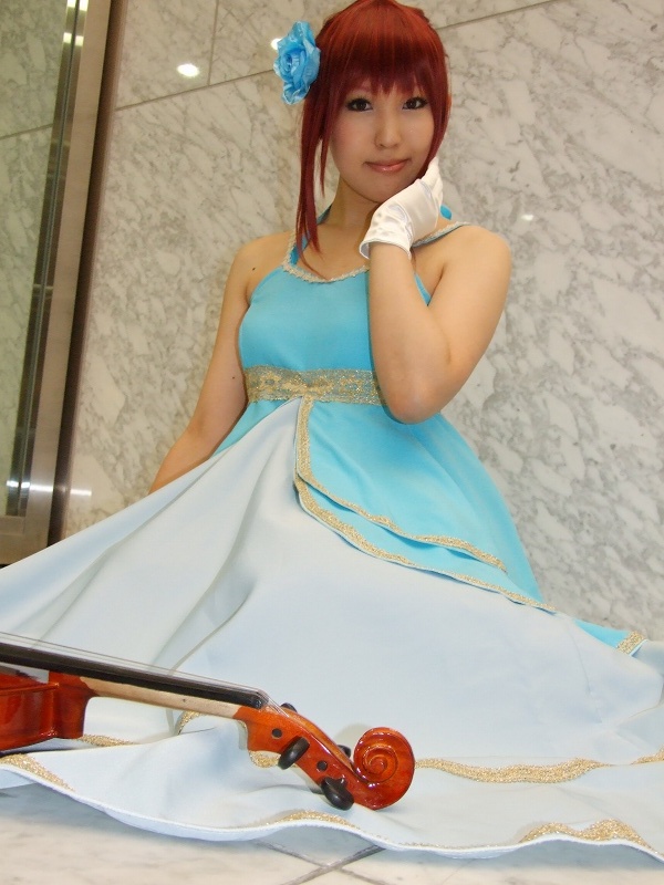 cosplay, gloves, gown, hair_flower, hino_kahoko, kiniro_no_corda, moeka, photo