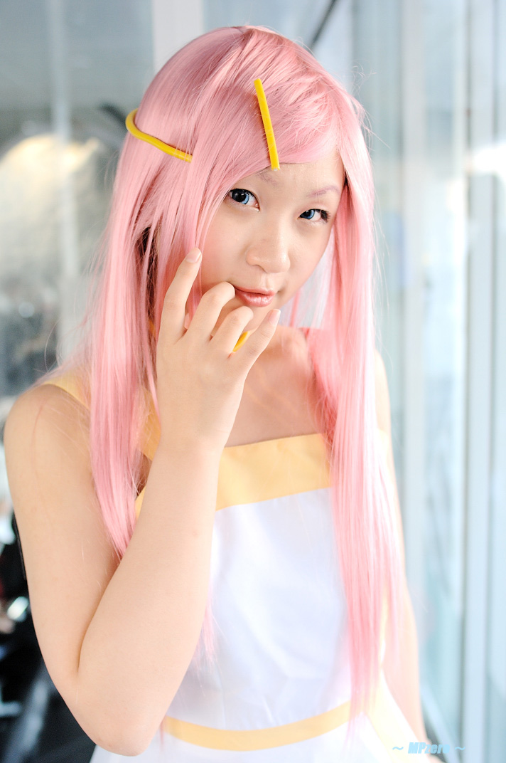 anemone, cosplay, eureka_7, hairclip, photo, pink_hair, takamura_mashiro