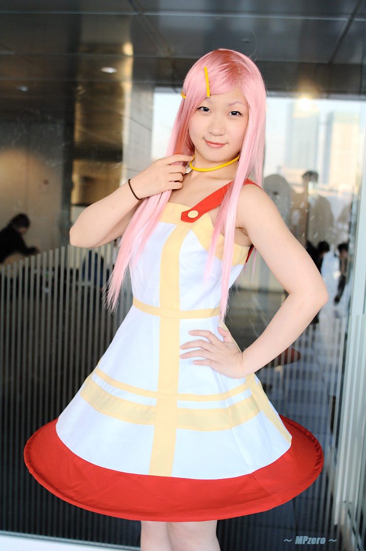 anemone, cosplay, eureka_7, hairclip, photo, pink_hair, takamura_mashiro