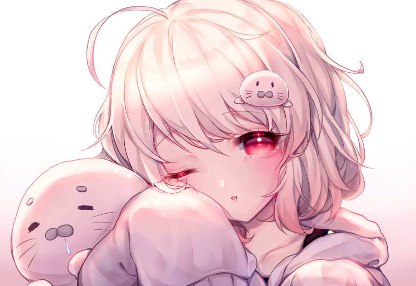 1girl, ahoge, bangs, blush, brown_background, commentary_request, eyebrows_visible_through_hair, gradient, gradient_background, hair_between_eyes, hair_ornament, hand_up, heart, heart-shaped_pupils, hood, hood_down, hoodie, long_sleeves, looking_at_viewer, one_eye_closed, parted_lips, project-sp, red_eyes, shirakami_haruka, silver_hair, sleeves_past_fingers, sleeves_past_wrists, solo, stuffed_animal, stuffed_seal, stuffed_toy, symbol-shaped_pupils, upper_body, white_background, white_hoodie, yorica
