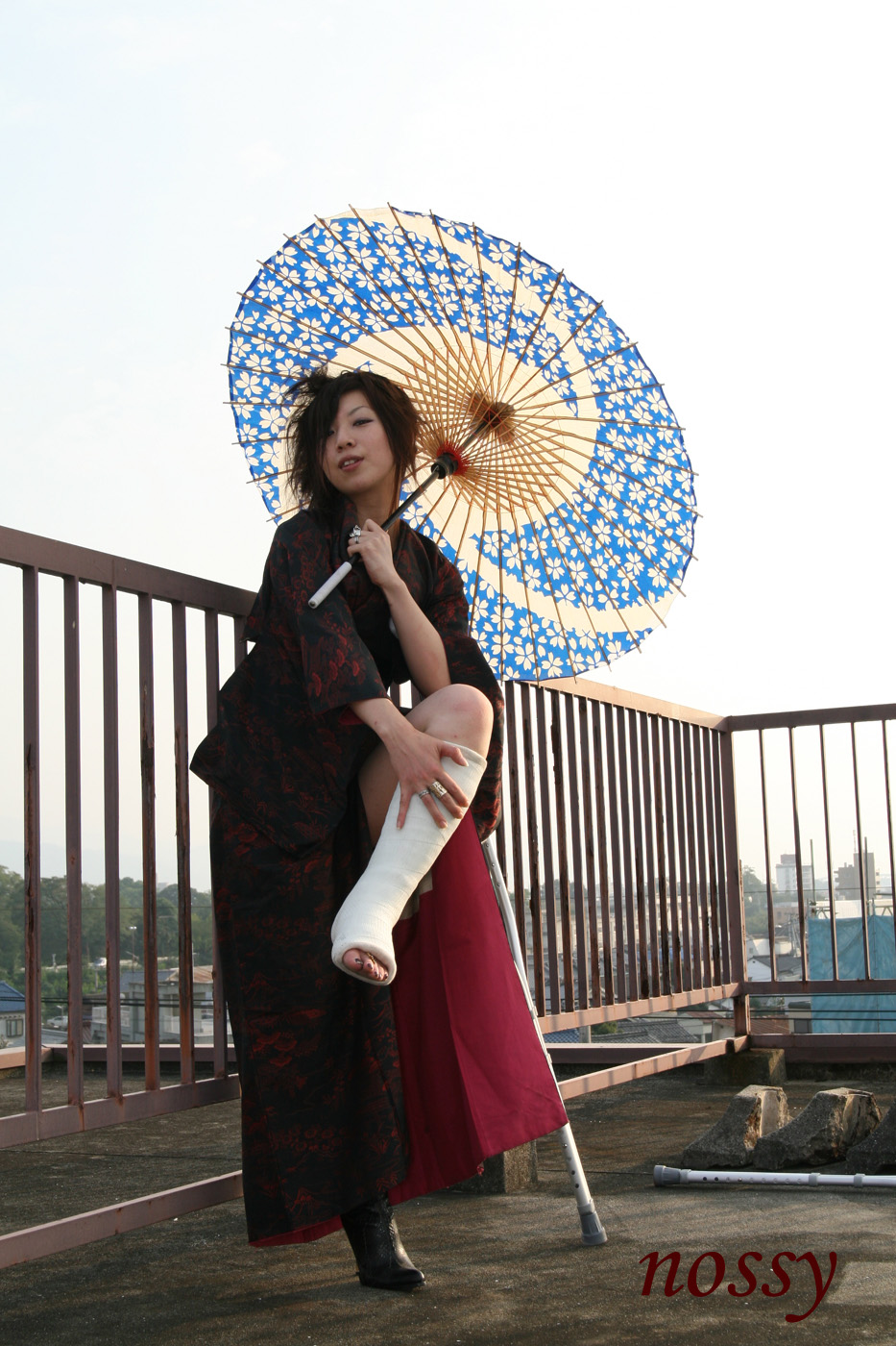 cast, crutches, kimono, leg_cast, shizuka, umbrella