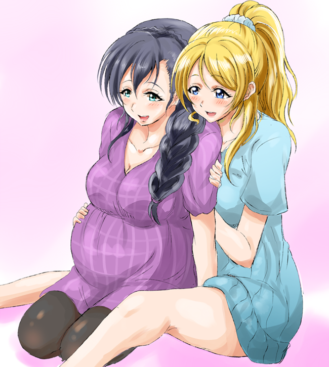 2girls, ayase_eli, black_hair, black_legwear, blonde_hair, blue_shirt, braid, breasts