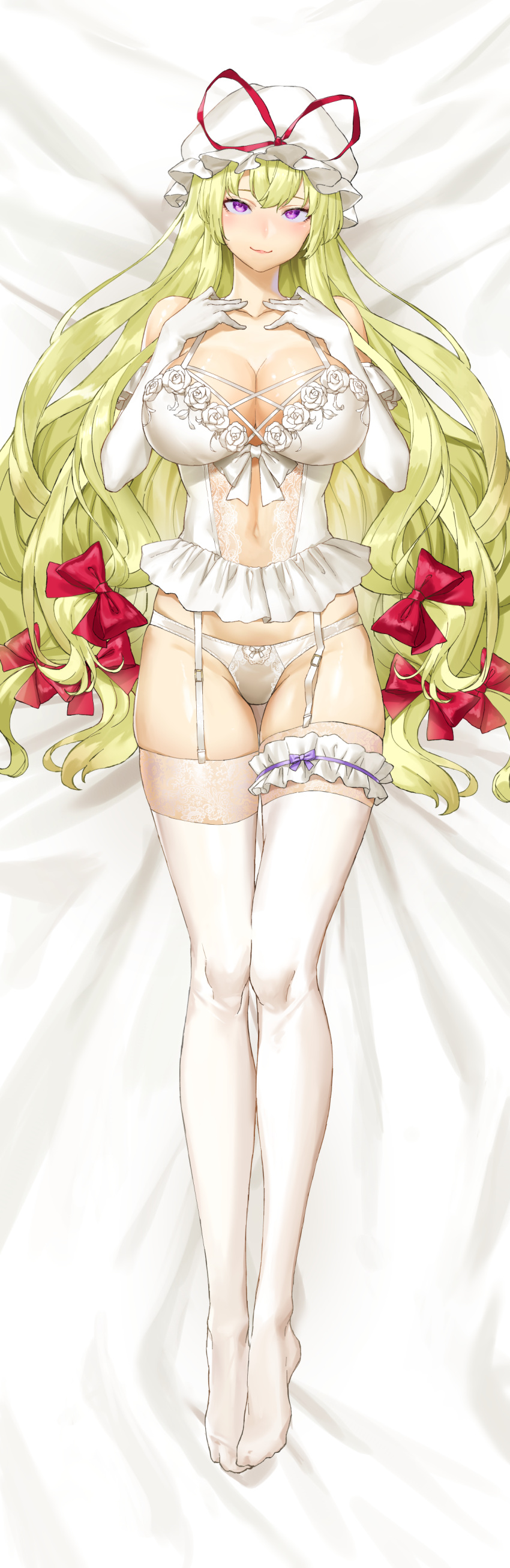 1girl, absurdres, bangs, blonde_hair, bow, breasts, closed_mouth, corset