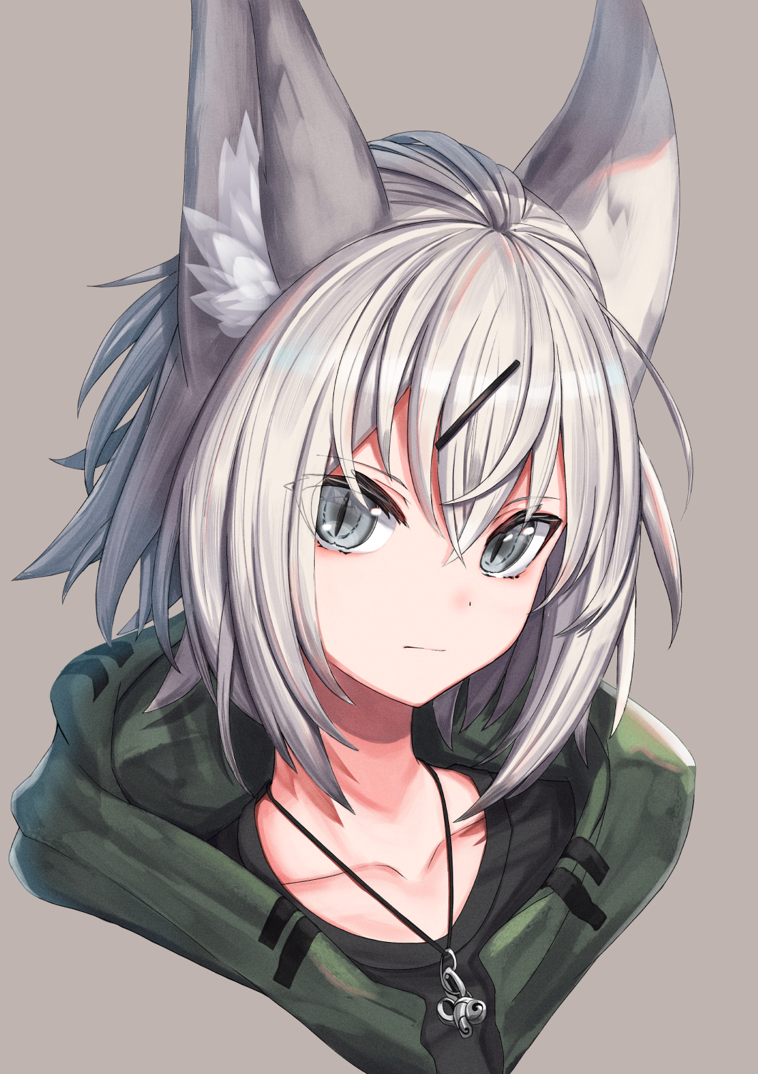 1girl, animal_ears, bangs, black_shirt, closed_mouth, collarbone, commentary, cropped_torso