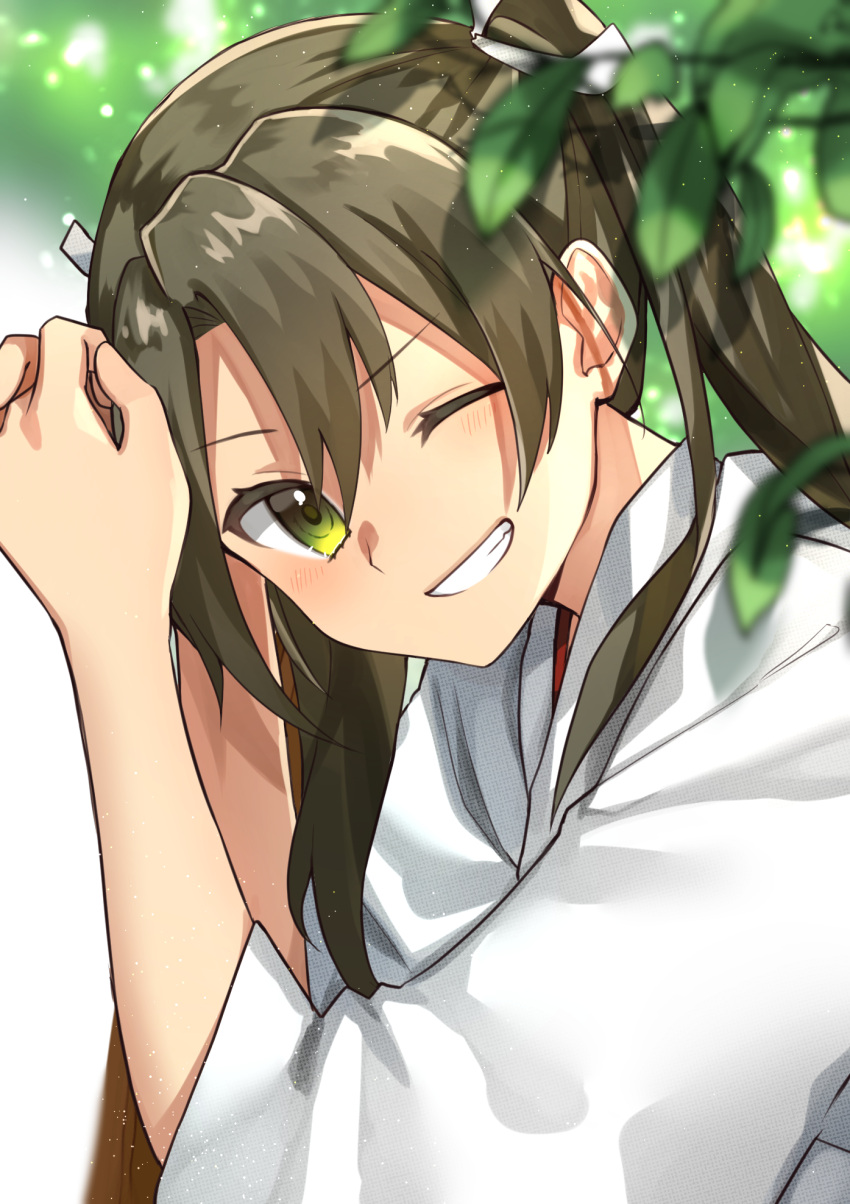 1girl, blush, eyebrows_visible_through_hair, green_eyes, green_hair, grin, hair_between_eyes, hair_ribbon, highres, japanese_clothes, kantai_collection, katsuobushi_(eba_games), long_hair, looking_at_viewer, one_eye_closed, ribbon, smile, solo, tasuki, twintails, upper_body, white_ribbon, zuikaku_(kantai_collection)