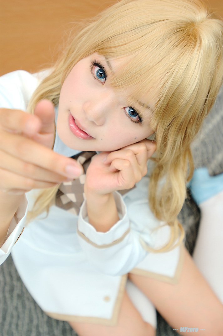 blonde_hair, cosplay, kipi-san, kneehighs, konohana_hikari, konohana_hikari_(cosplay), photo, school_uniform, strawberry_panic