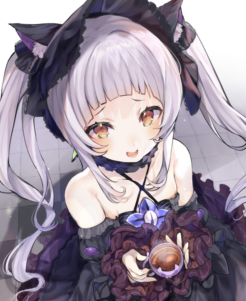 1girl, alternate_eye_color, animal_ear_fluff, animal_ears, bangs, black_dress, blunt_bangs, bonnet