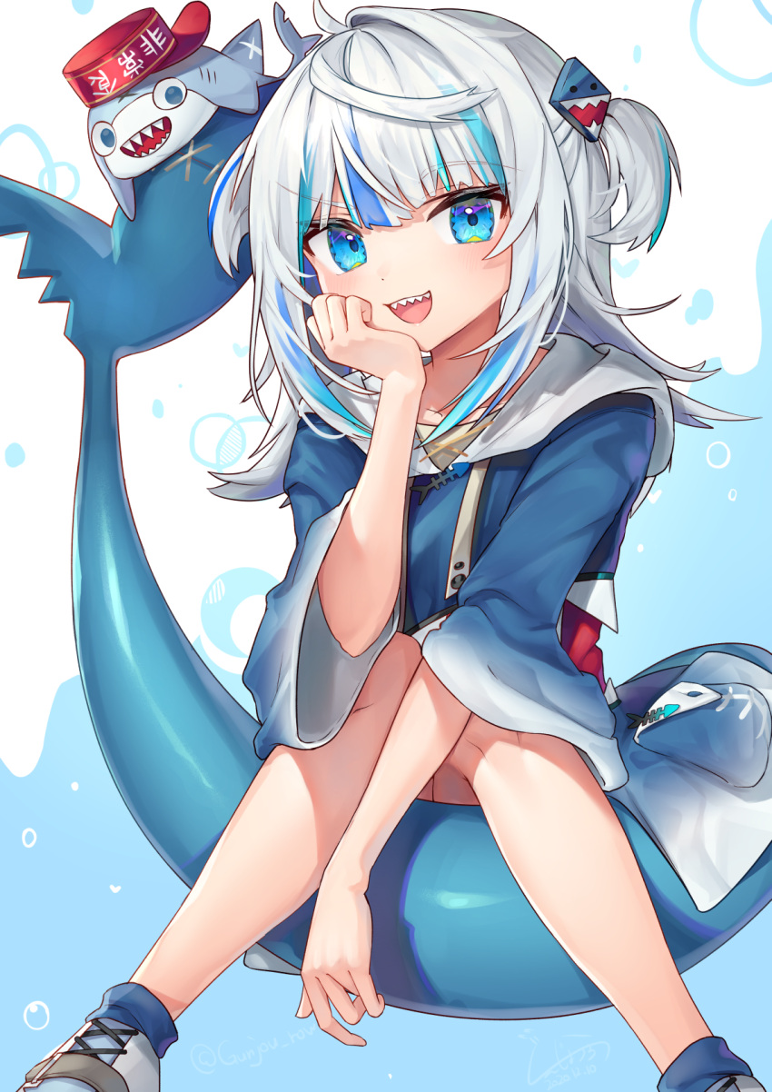 1girl, :d, ahoge, bangs, bloop_(gawr_gura), blue_eyes, blunt_bangs, breasts, collarbone, commentary_request, eyebrows_visible_through_hair, feet_out_of_frame, fish_bone, gawr_gura, gradient_clothes, gunjou_row, hair_ornament, hand_on_own_chin, head_rest, highres, hololive, hololive_english, hood, hoodie, knees_together_feet_apart, long_hair, looking_at_viewer, multicolored_hair, one_side_up, open_mouth, red_headwear, shark_hair_ornament, shark_tail, sharp_teeth, shoes, sidelocks, silver_hair, simple_background, sleeves_past_elbows, small_breasts, smile, sneakers, solo, streaked_hair, stuffed_toy, tail, teeth, two-tone_background, virtual_youtuber, water, wide_sleeves