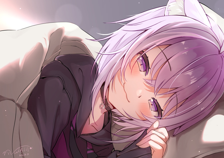 1girl, :3, animal_ear_fluff, animal_ears, arinko_kotsunko, bangs, black_choker, black_jacket