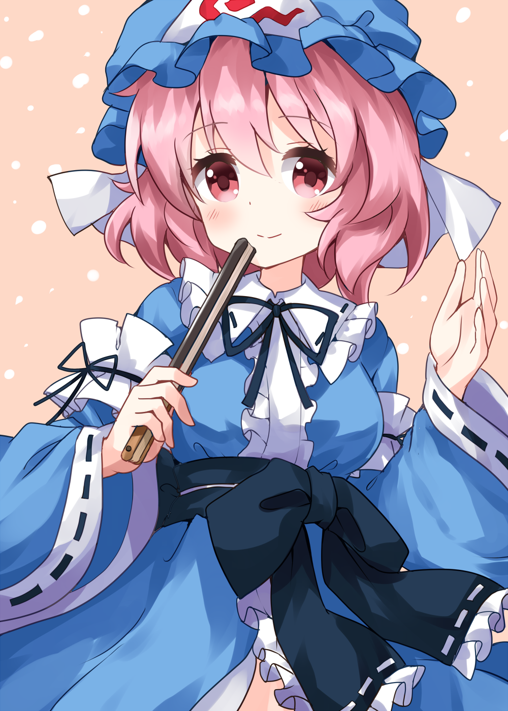 1girl, bangs, black_sash, blue_headwear, blue_kimono, blue_ribbon, blue_sleeves, closed_fan, closed_mouth, cowboy_shot, eyebrows_visible_through_hair, fan, folding_fan, hair_between_eyes, hat, highres, japanese_clothes, kimono, long_sleeves, looking_at_viewer, medium_hair, mob_cap, neck_ribbon, orange_background, pink_eyes, pink_hair, ribbon, ribbon-trimmed_collar, ribbon-trimmed_sash, ribbon-trimmed_sleeves, ribbon_trim, ruu_(tksymkw), saigyouji_yuyuko, sash, simple_background, smile, solo, spiral, standing, touhou, triangular_headpiece, white_ribbon, wide_sleeves
