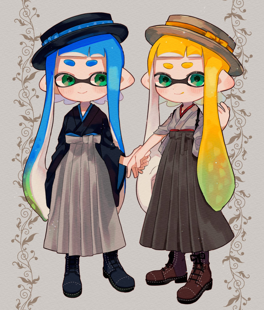 2girls, bangs, black_footwear, black_headwear, black_kimono, blonde_hair, blue_bow, blue_hair