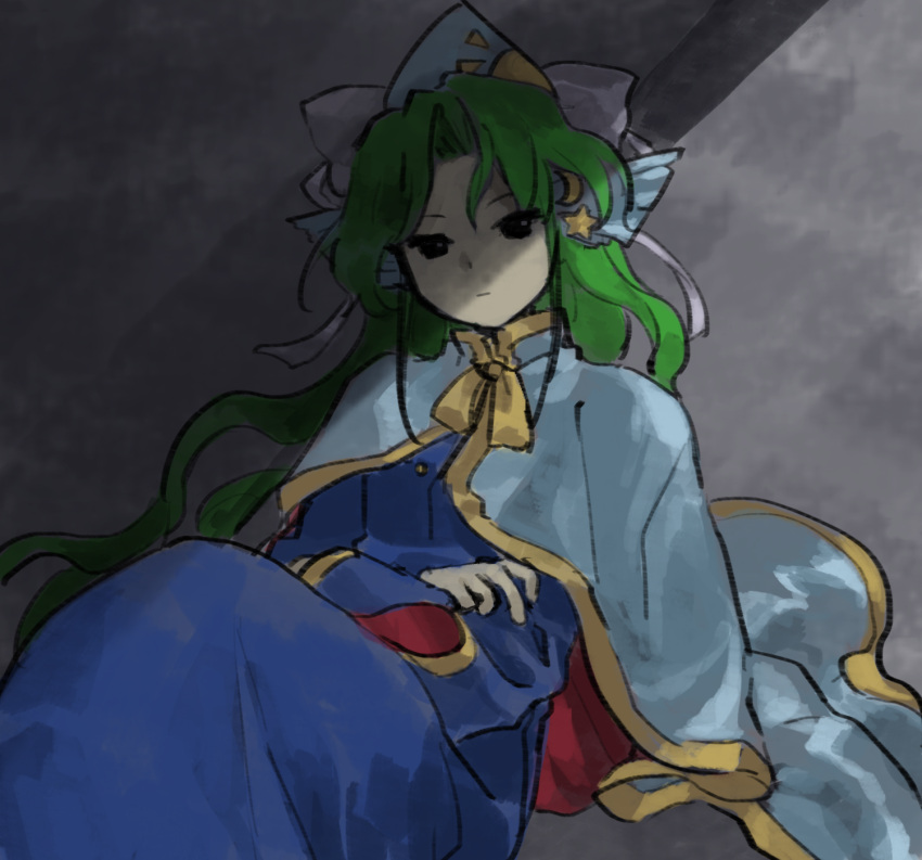 1girl, bangs, blue_cape, blue_dress, blue_headwear, bow, cape, closed_mouth, commentary_request, crescent, crescent_hair_ornament, crossed_arms, dress, expressionless, eyes_in_shadow, green_eyes, green_hair, grey_background, hair_ornament, hat, hat_bow, highres, kaigen_1025, light, long_hair, looking_at_viewer, mima_(touhou), neck_ribbon, parted_bangs, red_cape, ribbon, shaded_face, shadow, solo, star_(symbol), star_hair_ornament, sun_print, touhou, touhou_(pc-98), two-sided_fabric, white_bow, wizard_hat, yellow_neckwear, yellow_ribbon