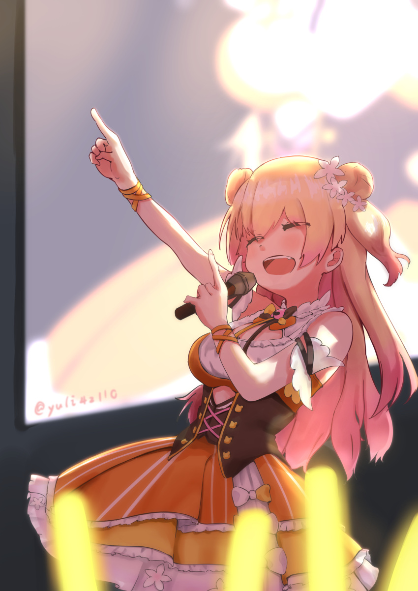 1girl, absurdres, arm_garter, bare_arms, bare_shoulders, bell, blonde_hair, blush, bow, bowtie, cleavage_cutout, closed_eyes, clothing_cutout, corset, cowboy_shot, cross-laced_clothes, cutout_above_navel, double_bun, dress_flower, flower, frilled_shirt, frilled_skirt, frills, glowstick, gradient_hair, green_eyes, hair_flower, hair_ornament, highres, holding, holding_microphone, hololive, idol, index_finger_raised, jingle_bell, layered_skirt, long_hair, microphone, miniskirt, momosuzu_nene, multicolored_hair, multicolored_neckwear, music, neck_bell, open_mouth, orange_shirt, orange_skirt, petticoat, pink_hair, pointing, pointing_up, shirt, singing, skirt, skirt_set, sleeveless, sleeveless_shirt, smile, solo, stage, twitter_username, two_side_up, underbust, virtual_youtuber, yellow_skirt, yuli_(yuliartwork), |d
