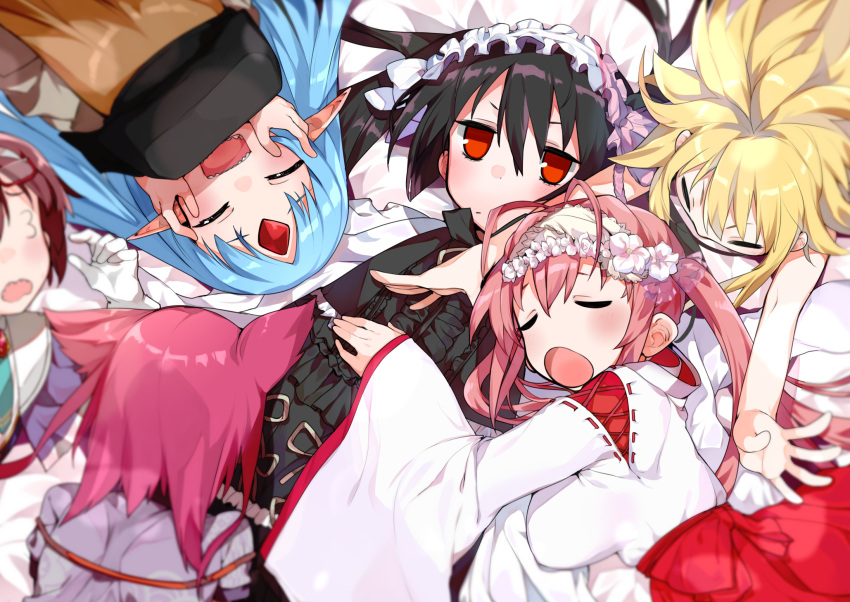 3_3, 6+girls, ^_^, black_hair, blonde_hair, blue_hair, blurry, brown_hair
