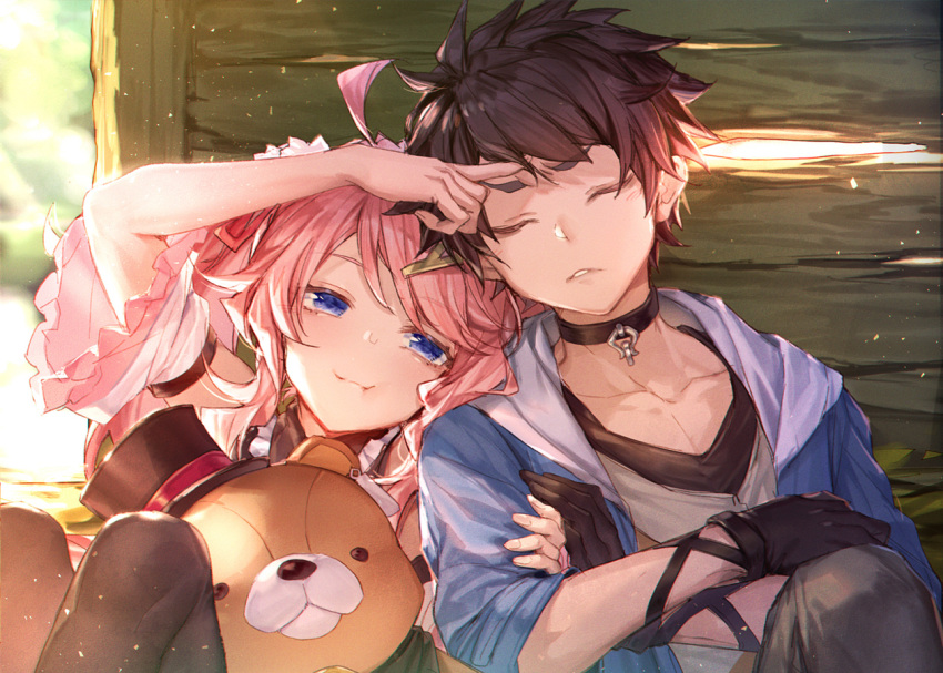 1boy, 1girl, :3, achan_(blue_semi), ahoge, black_collar, black_gloves, black_hair