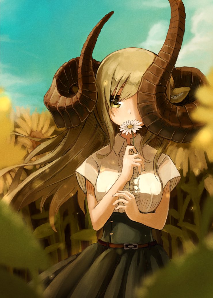 159cm, 1girl, animal_ears, belt, blonde_hair, blue_sky, blurry, blurry_foreground