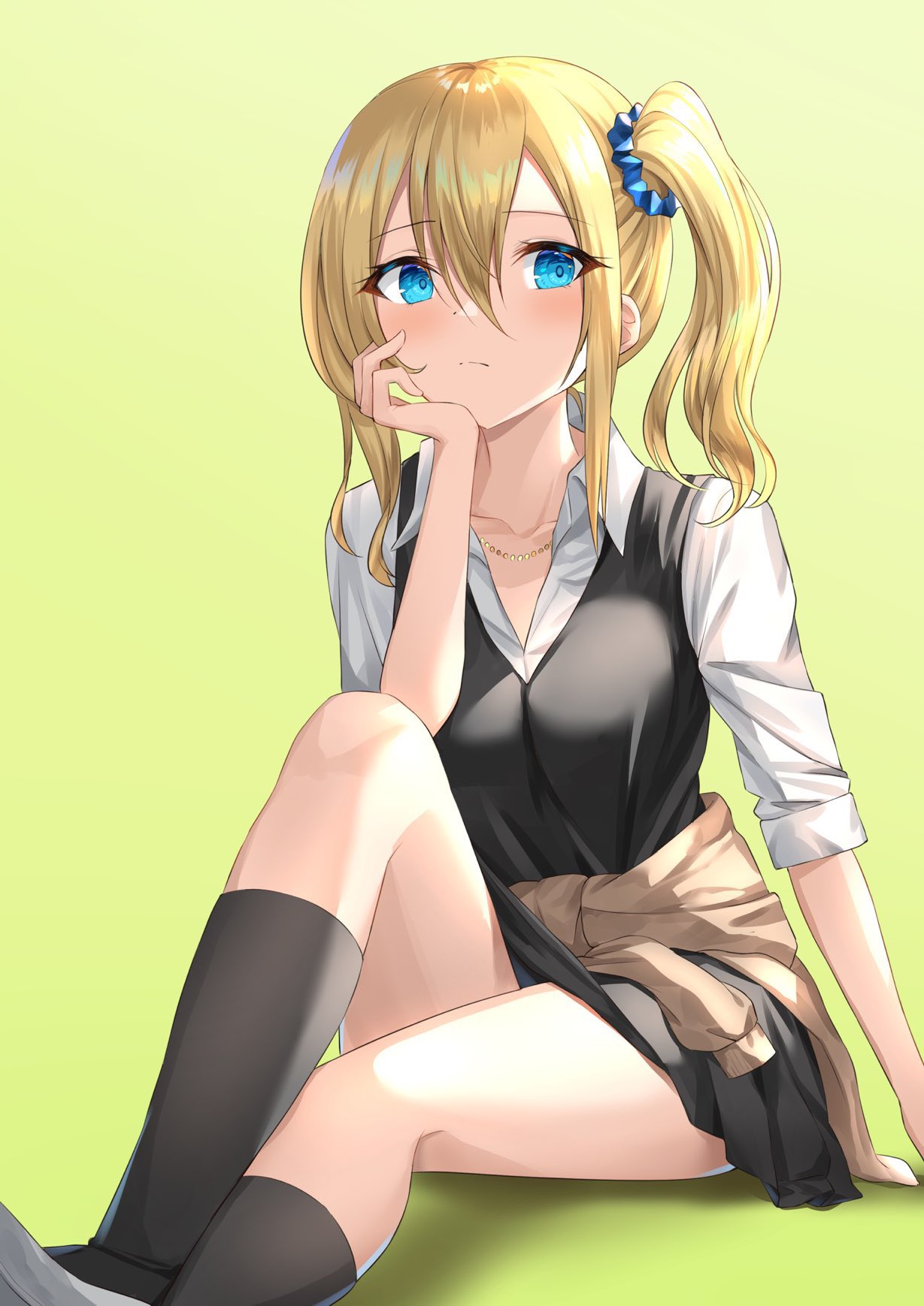 1girl, black_legwear, black_vest, blonde_hair, blue_eyes, collarbone, hair_between_eyes, hand_on_own_chin