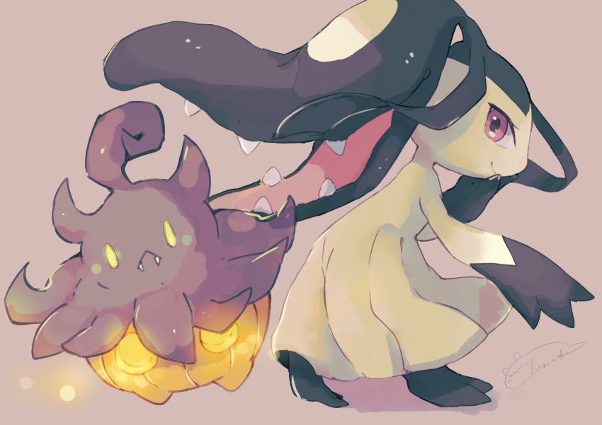 closed_mouth, commentary_request, eyelashes, gen_3_pokemon, gen_6_pokemon, hand_up, highres, looking_at_viewer, mawile, nekozane_chisa, no_humans, pokemon, pokemon_(creature), pumpkaboo, signature, simple_background, smile, violet_eyes