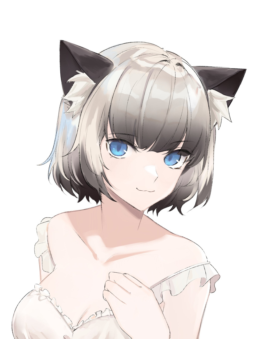 12424_24, 1girl, absurdres, animal_ear_fluff, animal_ears, bangs, bare_shoulders, breasts