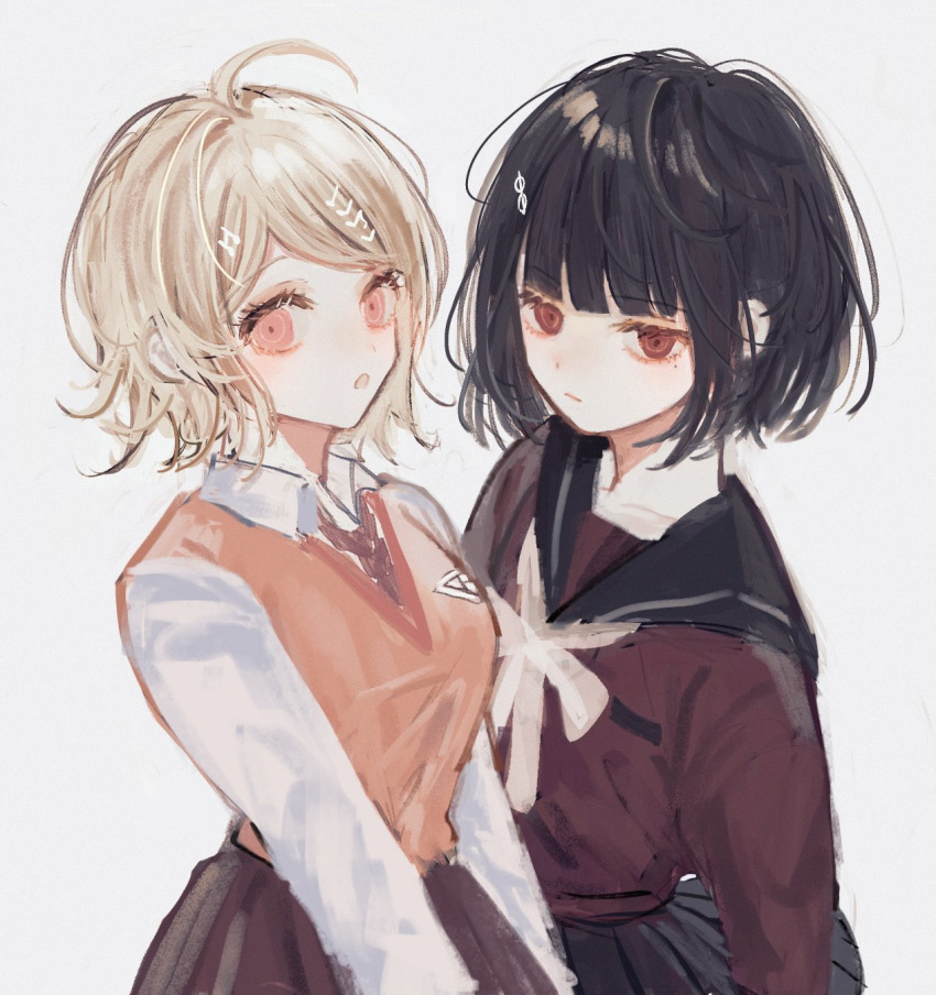 2girls, :o, ahoge, akamatsu_kaede, alternate_eye_color, alternate_hair_length, alternate_hairstyle, bangs