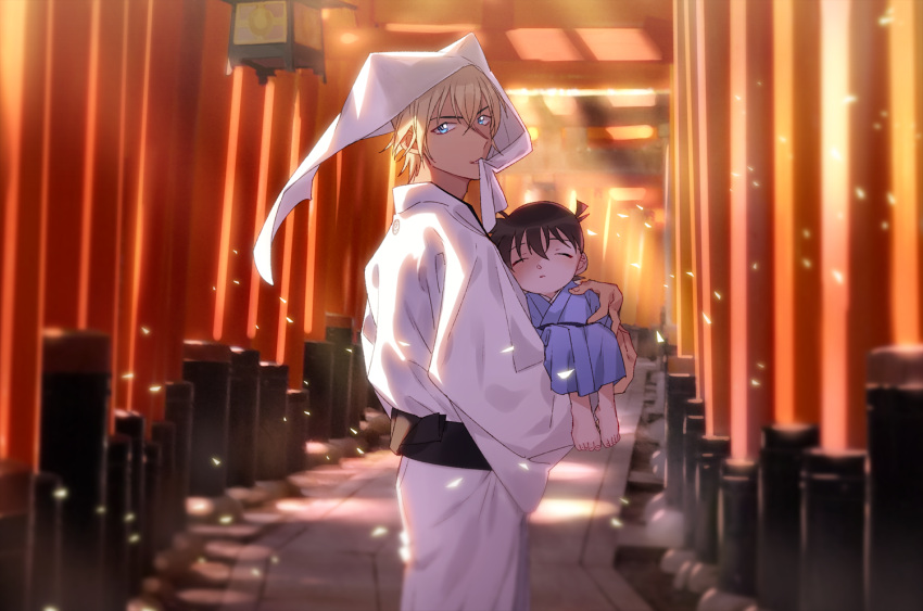 2boys, amuro_tooru, bangs, barefoot, biting, biting_clothes, black_sash, blonde_hair
