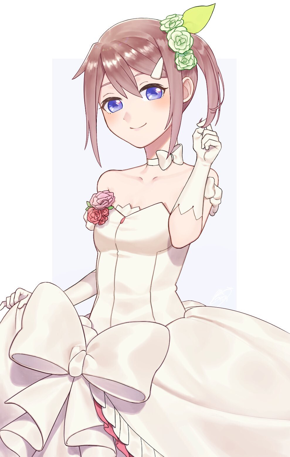 1girl, arm_strap, bangs, blue_eyes, bow, breasts, brown_hair, choker