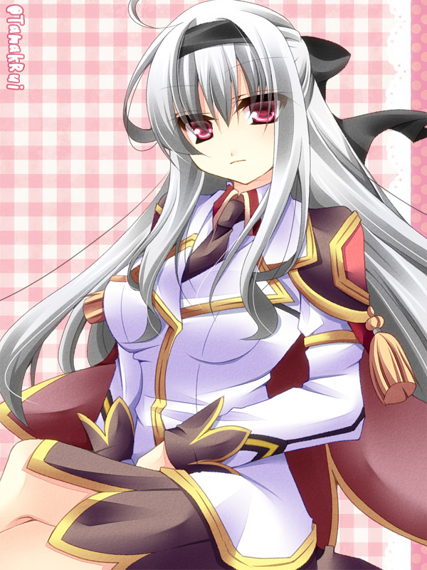 1girl, bangs, black_hairband, black_neckwear, black_skirt, breasts, closed_mouth, commentary_request