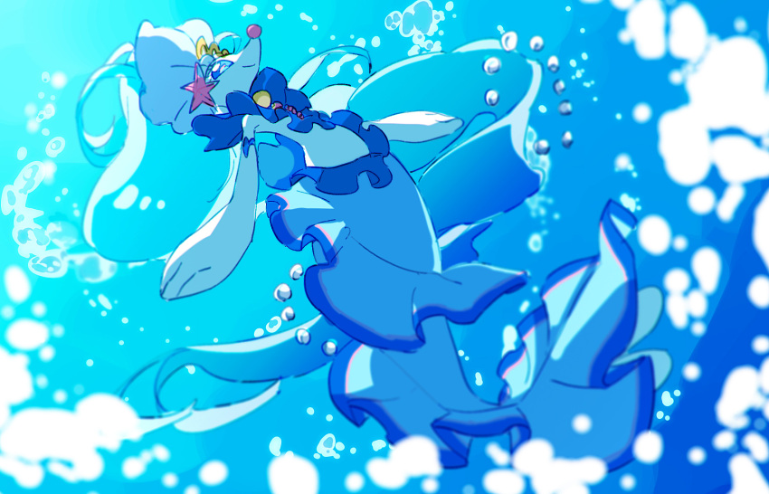 air_bubble, blue_eyes, blurry, bubble, buntatta, closed_mouth, commentary_request, gen_7_pokemon, highres, no_humans, pokemon, pokemon_(creature), primarina, smile, solo, underwater