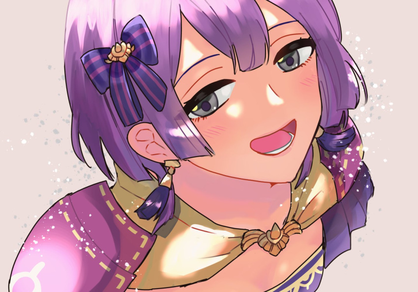 1girl, armor, bangs, bernadetta_von_varley, blush, cm_anco, commentary_request, earrings, fire_emblem, fire_emblem:_three_houses, grey_background, grey_eyes, hair_between_eyes, hair_ornament, hair_ribbon, jewelry, open_mouth, purple_hair, purple_ribbon, ribbon, short_hair, shoulder_armor, simple_background, smile, solo, upper_body