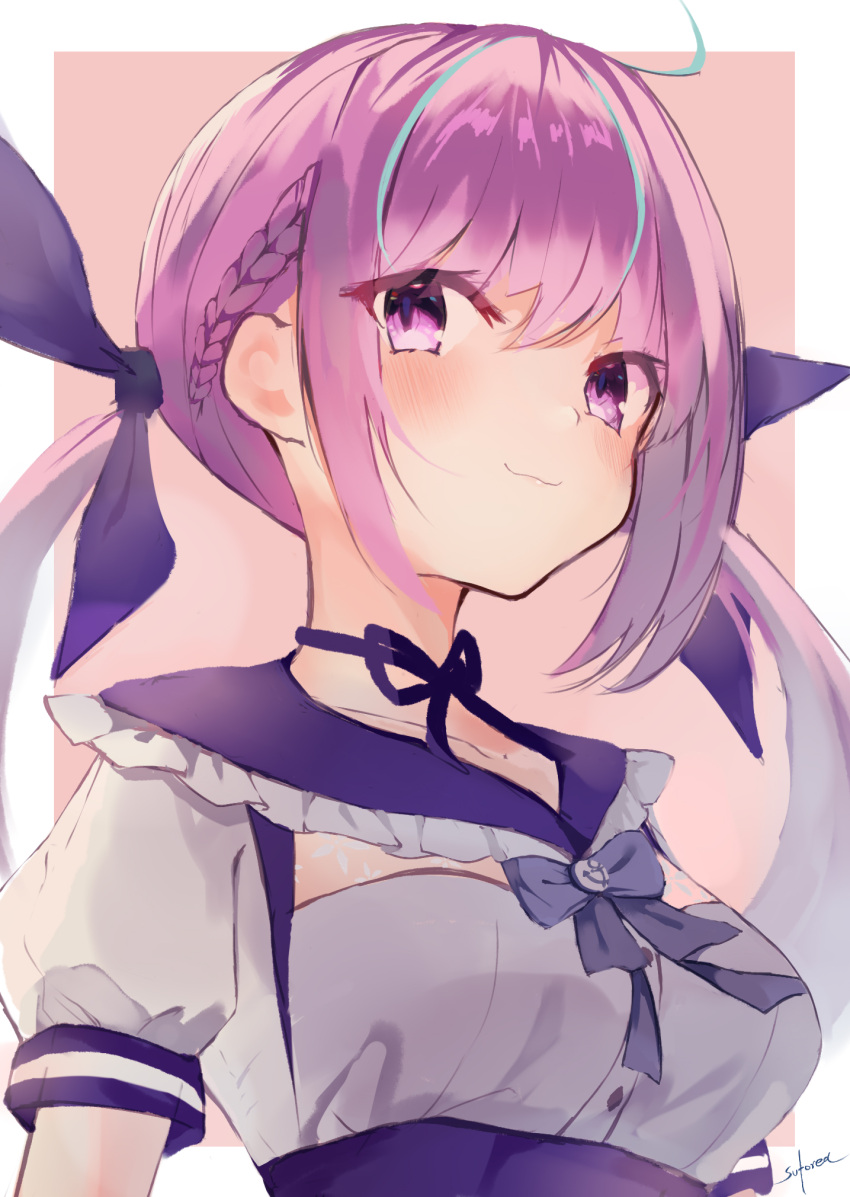 1girl, :3, ahoge, anchor_symbol, aqua_hair, bangs, blue_neckwear, blue_sailor_collar