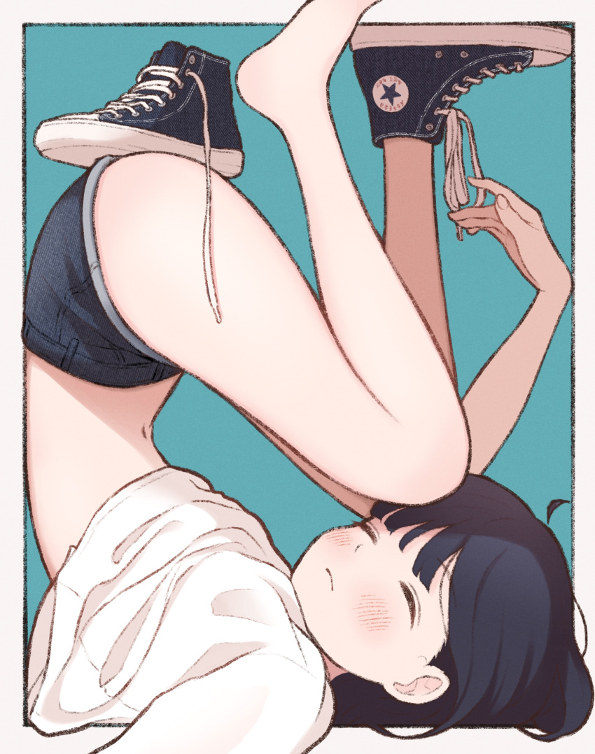 1girl, 1ssakawaguchi, absurdres, ahoge, bangs, bare_legs, black_shorts, blue_background