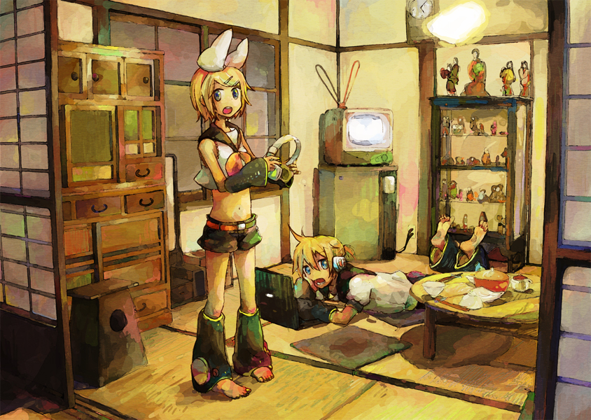 computer, den, hair_ornament, hair_ribbon, hairclip, headphones, kagamine_len, kagamine_rin