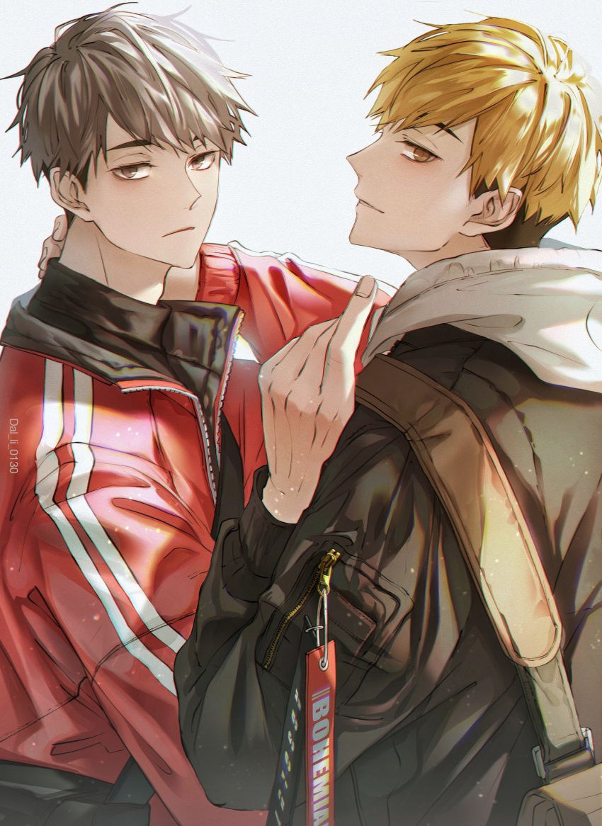 2boys, alternate_costume, bag, blonde_hair, brothers, brown_eyes, coat, dal_li_0130
