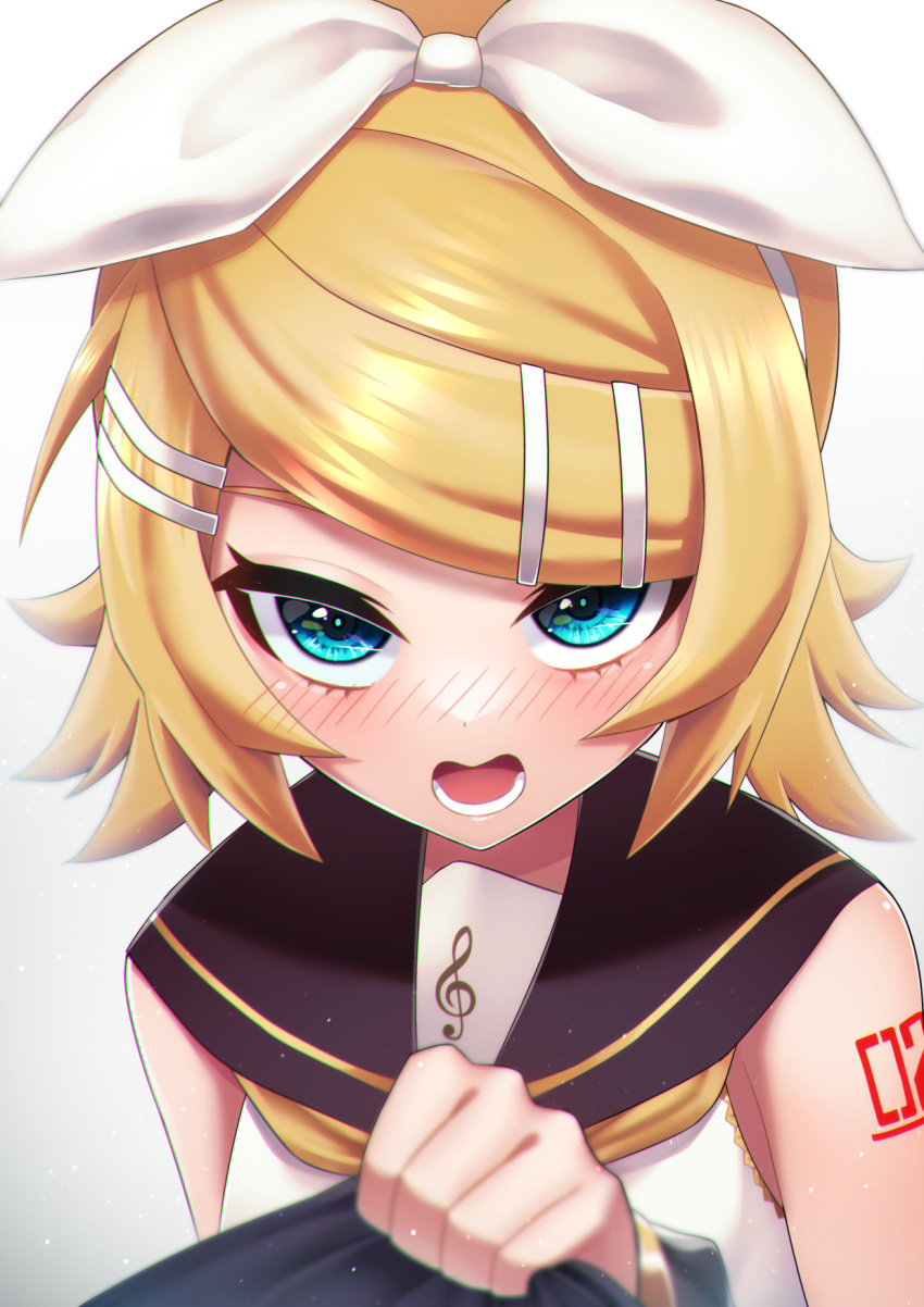 1girl, aqua_eyes, ascot, ataraii_moyasi, bare_shoulders, blonde_hair, bloom, blush