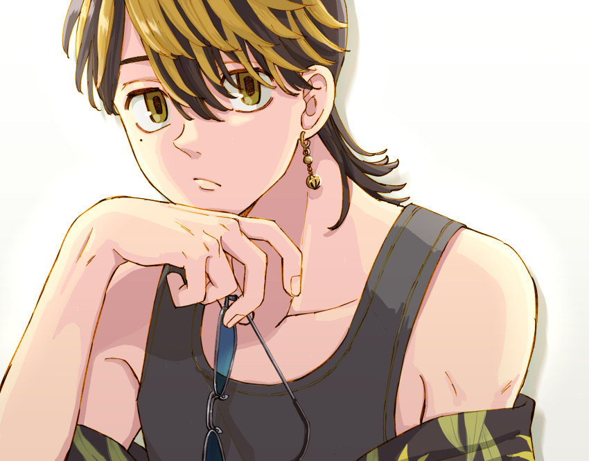 1boy, bangs, black_hair, black_shirt, black_tank_top, blonde_hair, closed_mouth, collarbone