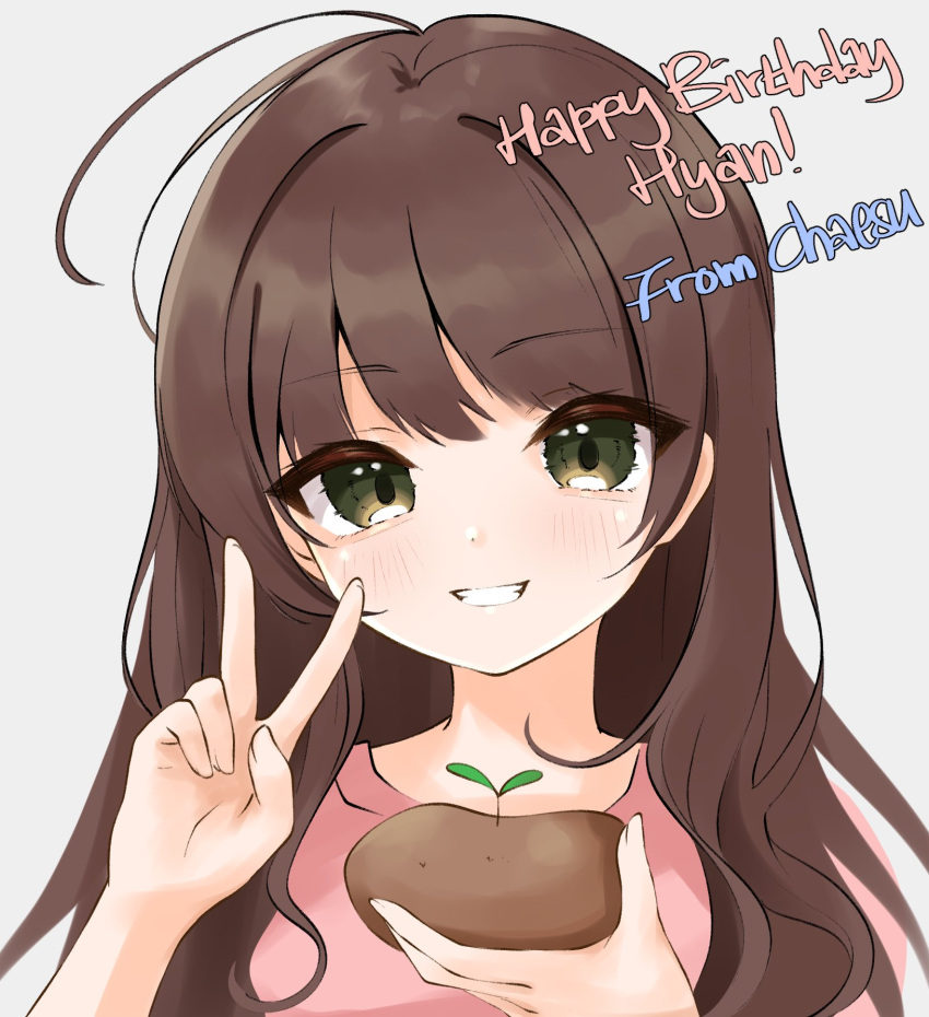1girl, bangs, blush, borrowed_character, brown_eyes, chaesu, english_text, eyebrows_visible_through_hair, food, grey_background, happy_birthday, highres, holding, holding_food, hyan_(hyanna-natsu), leaf, looking_at_viewer, original, parted_lips, pink_shirt, potato, shadow, shirt, simple_background, smile, solo, v