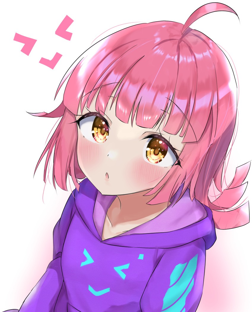 >_<, 1girl, absurdres, ahoge, bangs, blunt_bangs, blunt_ends, blush, commentary, eyebrows_visible_through_hair, highres, hood, hood_down, hoodie, long_hair, long_sleeves, looking_at_viewer, love_live!, love_live!_nijigasaki_high_school_idol_club, pink_hair, purple_hoodie, sidelocks, solo, tennouji_rina, umi-chan_(umi-chan_koubou), white_background, yellow_eyes