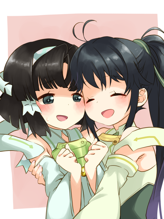 2girls, ahoge, arm_around_back, armor, bare_shoulders, black_hair, blush, breastplate